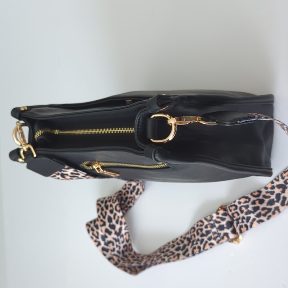 Black Faux Leather Crossbody Handbag With Leopard Strap - Picture 6 of 6